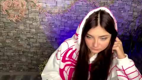 may online show from July 17, 3:07 pm