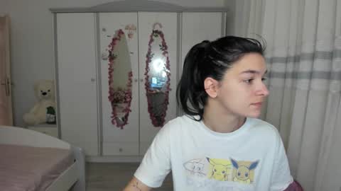 Maya online show from February 7, 5:33 am