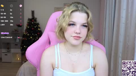 Maya online show from December 24, 3:27 am