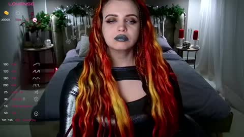 Maya Mils online show from December 30, 7:15 am