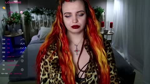 Maya Mils online show from December 31, 4:06 am