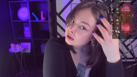 Snapshot of maya_muse chatting on January 15, 9:02 am Woman online show from January 15, 9:02 am