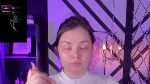 Snapshot of maya_muse chatting on February 28, 2:09 pm Woman online show from February 28, 2:09 pm