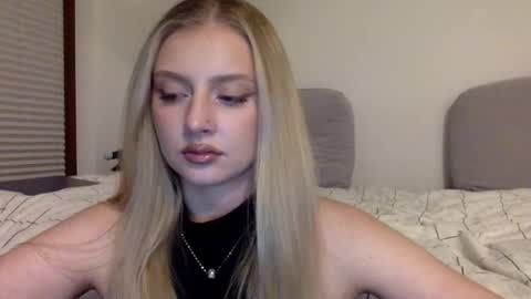 mayaflirt online show from February 5, 5:28 pm