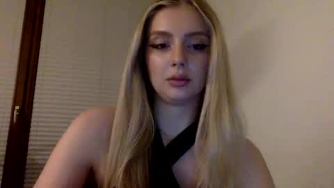 Snapshot of mayaflirt chatting on April 28, 8:36 pm mayaflirt online show from April 28, 8:36 pm