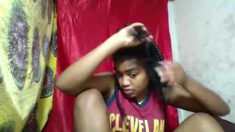 Snapshot of mayajadorelie chatting on November 18, 6:12 pm charlesia online show from November 18, 6:12 pm