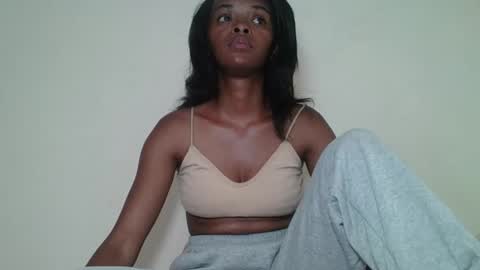 mayalabelle online show from November 7, 9:42 am