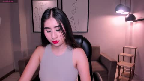 Maya online show from November 7, 3:28 am