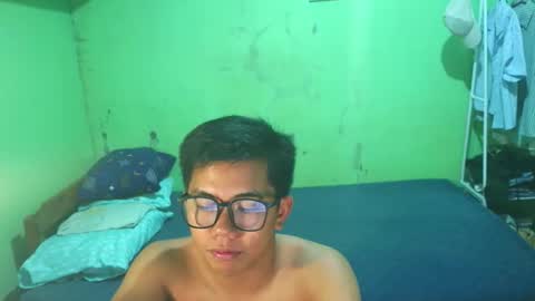 mayangbungol online show from May 4, 9:55 pm
