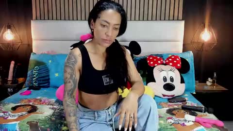 Snapshot of mayarusell01 chatting on February 13, 11:17 am Nicolle Ruselle Hello my lovely schedule for great fun from 630 am and end 800 pm Colombian time I wait for you online show from February 13, 11:17 am