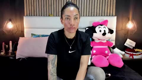 Snapshot of mayarusell01 chatting on February 19, 11:17 am Nicolle Ruselle Hello my lovely schedule for great fun from 630 am and end 800 pm Colombian time I wait for you online show from February 19, 11:17 am