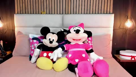 Snapshot of mayarusell01 chatting on February 22, 6:30 pm Nicolle Ruselle Hello my lovely schedule for great fun from 630 am and end 800 pm Colombian time I wait for you online show from February 22, 6:30 pm