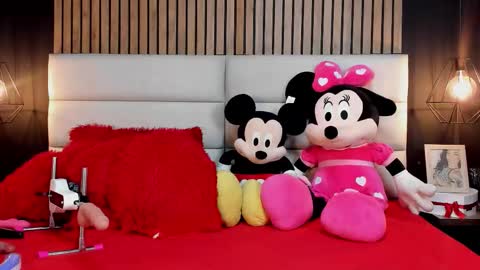 Snapshot of mayarusell01 chatting on September 30, 6:57 pm Nicolle Ruselle Hello my lovely schedule for great fun from 630 am and end 800 pm Colombian time I wait for you online show from September 30, 6:57 pm