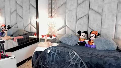 Snapshot of mayarusell01 chatting on October 13, 1:00 pm Nicolle Ruselle Hello my lovely schedule for great fun from 630 am and end 800 pm Colombian time I wait for you online show from October 13, 1:00 pm