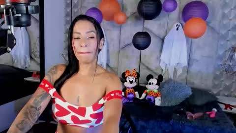 Snapshot of mayarusell01 chatting on October 22, 6:29 pm Nicolle Ruselle Hello my lovely schedule for great fun from 630 am and end 800 pm Colombian time I wait for you online show from October 22, 6:29 pm