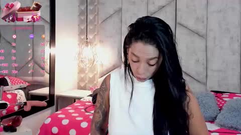 Snapshot of mayarusell01 chatting on November 1, 4:09 pm Nicolle Ruselle Hello my lovely schedule for great fun from 630 am and end 800 pm Colombian time I wait for you online show from November 1, 4:09 pm