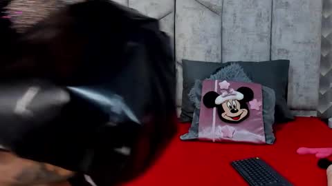 Snapshot of mayarusell01 chatting on November 27, 7:05 pm Nicolle Ruselle Hello my lovely schedule for great fun from 630 am and end 800 pm Colombian time I wait for you online show from November 27, 7:05 pm