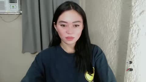 Snapshot of mayasally_ chatting on March 5, 6:01 am mayasally_ online show from March 5, 6:01 am