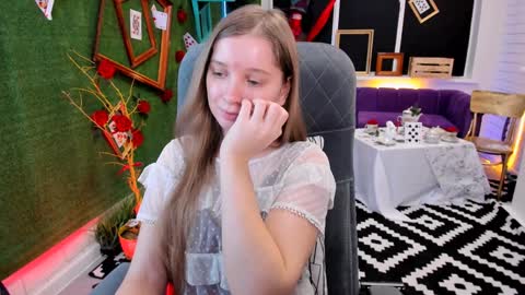 mayasinabon online show from December 8, 10:19 am