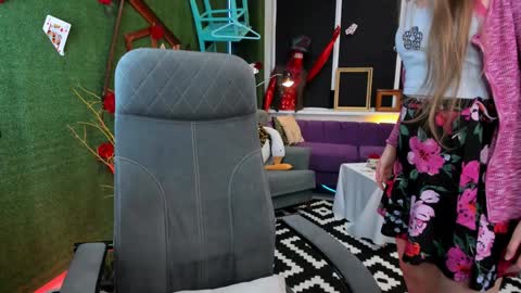mayasinabon online show from December 11, 1:28 pm