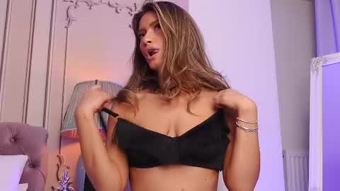 MayaVixxen online show from June 13, 2:09 am