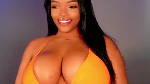 MayBabi online show from September 24, 12:08 pm