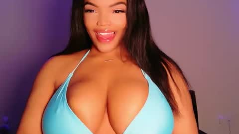 Snapshot of maybabi chatting on March 14, 11:37 am MayBabi online show from March 14, 11:37 am