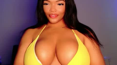 Snapshot of maybabi chatting on March 26, 8:47 pm MayBabi online show from March 26, 8:47 pm