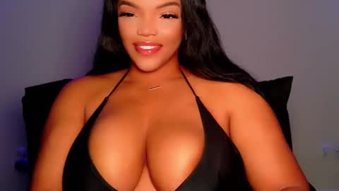 MayBabi online show from May 21, 11:06 am