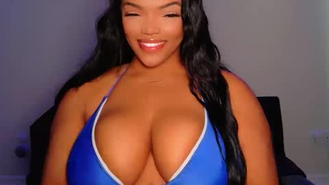 MayBabi online show from May 24, 11:37 am