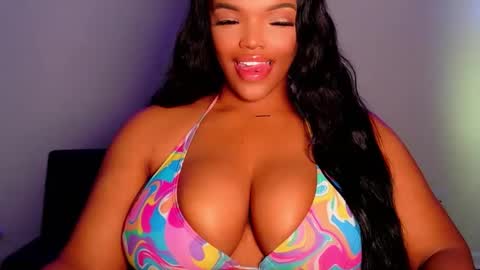 MayBabi online show from June 5, 3:40 pm