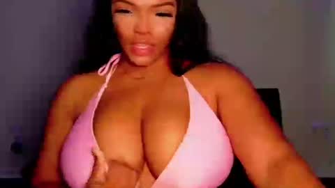 MayBabi online show from June 17, 6:31 pm