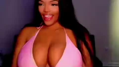 MayBabi online show from June 26, 12:20 pm