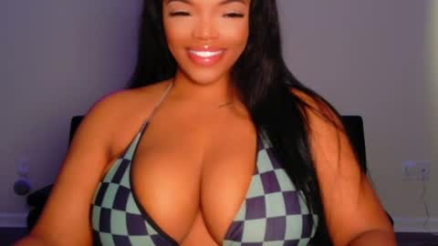 MayBabi online show from June 30, 12:17 pm