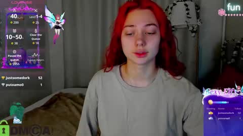 Snapshot of maybe_mia chatting on February 13, 12:28 am Mia GMT2 Mon 3-9 AM Tue 3-9 AM Wed 3-9 AMThur 10 AM - 4 PM Fri 3-9 AM Sat 3-9 AM Sun 3-9 AM. online show from February 13, 12:28 am