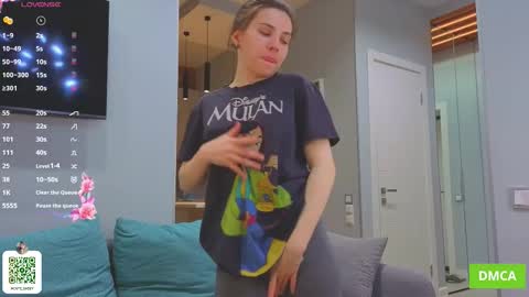 My name Casey  online show from October 30, 5:09 am