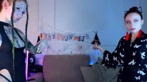 Stacy online show from October 30, 1:29 am