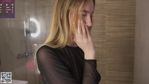 Violet online show from January 22, 3:52 am