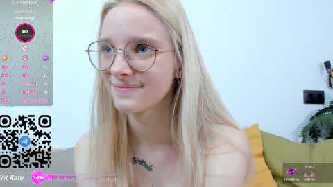 Snapshot of maydaguy chatting on December 21, 6:30 am Megan online show from December 21, 6:30 am