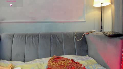 mayevanss online show from November 1, 3:52 am