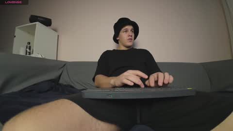 Slava and Alextatto online show from December 10, 7:58 am