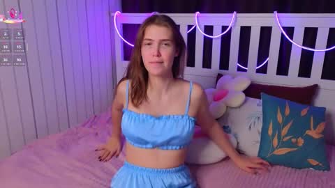 Ann online show from November 22, 7:24 pm