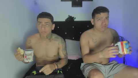 maykel_and_mike online show from November 17, 11:38 am