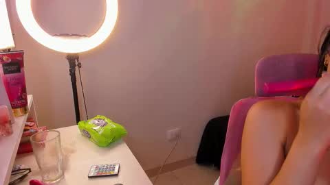 may online show from November 3, 8:21 pm