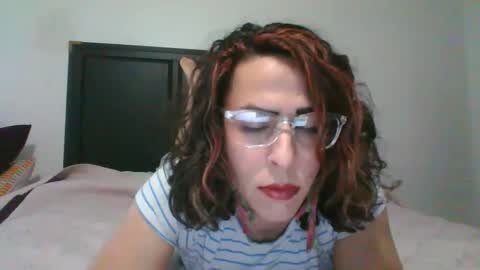diana doll online show from December 3, 3:11 pm