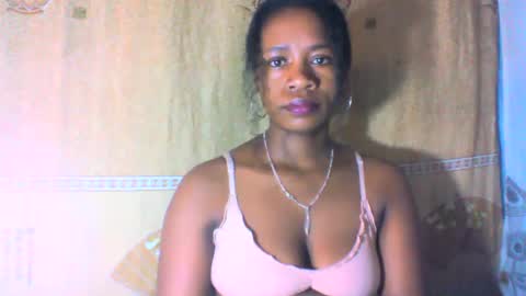 mayrah online show from February 15, 10:44 am