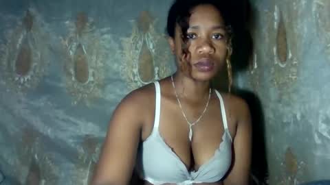 mayrah online show from March 20, 7:24 am