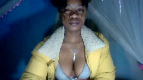 mayrah online show from July 7, 6:58 am