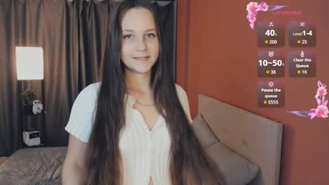 Snapshot of maysday chatting on November 29, 3:15 pm May online show from November 29, 3:15 pm