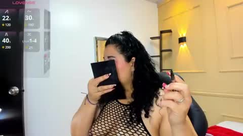 Snapshot of mayte1096 chatting on July 17, 9:19 pm M A Y T E online show from July 17, 9:19 pm